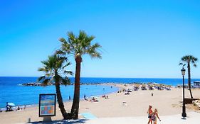 Beachfront Luxury Apartment, Puerto Banus, Marbella