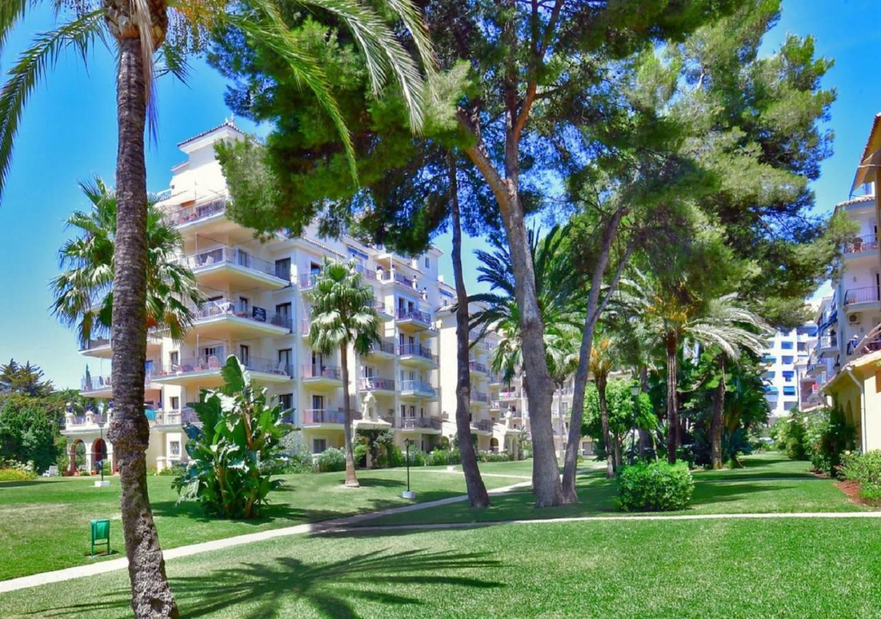 Beachfront Luxury Apartment, Puerto Banus, Marbellac Extérieur photo