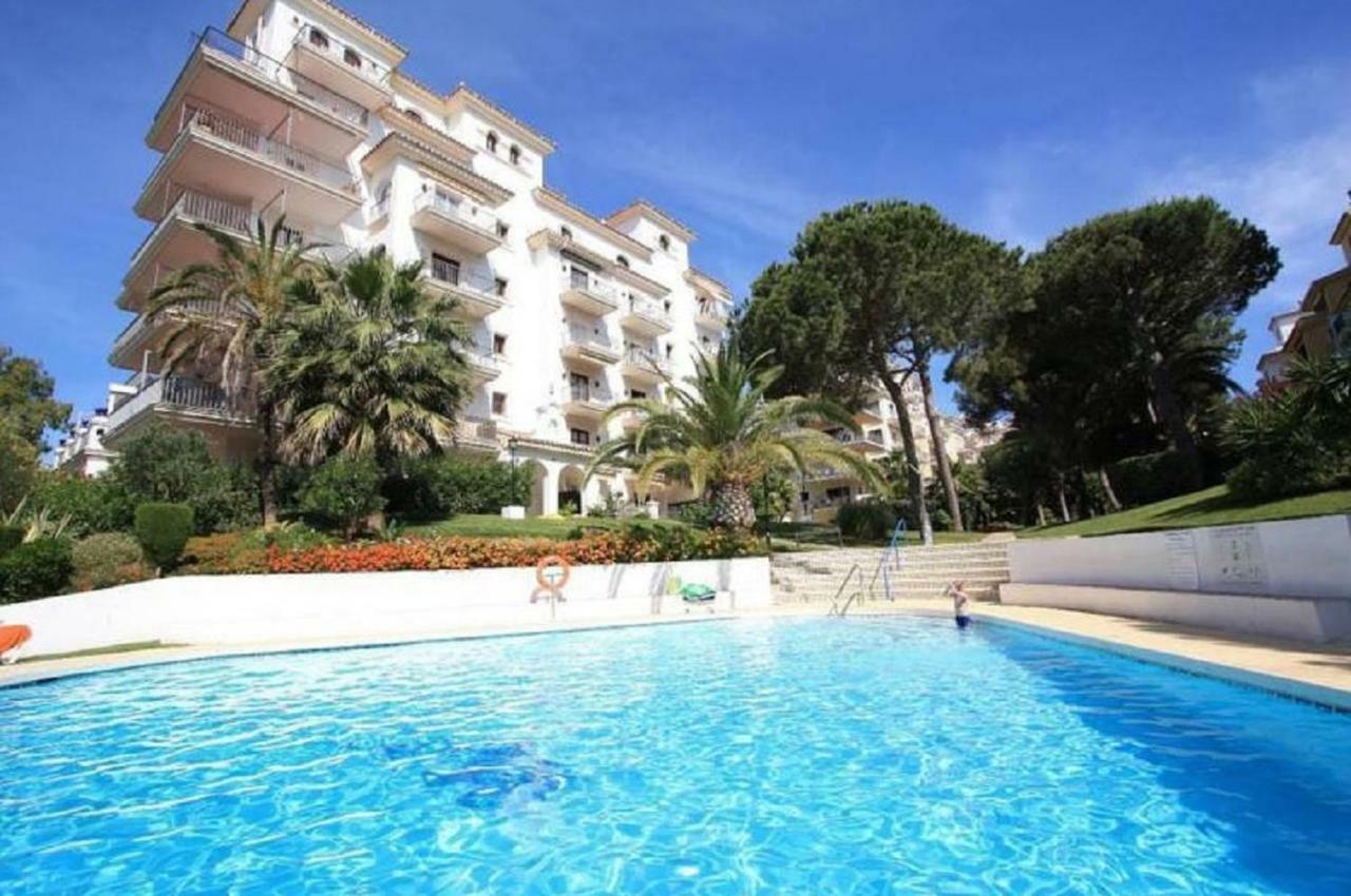 Beachfront Luxury Apartment, Puerto Banus, Marbellac Extérieur photo